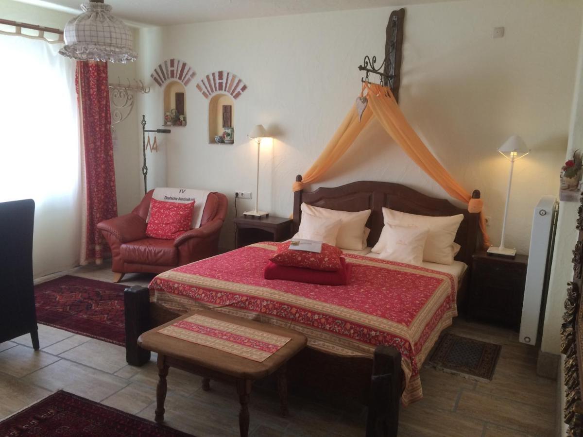 Domizil Hotel Dueren "Kastanienhof" Экстерьер фото